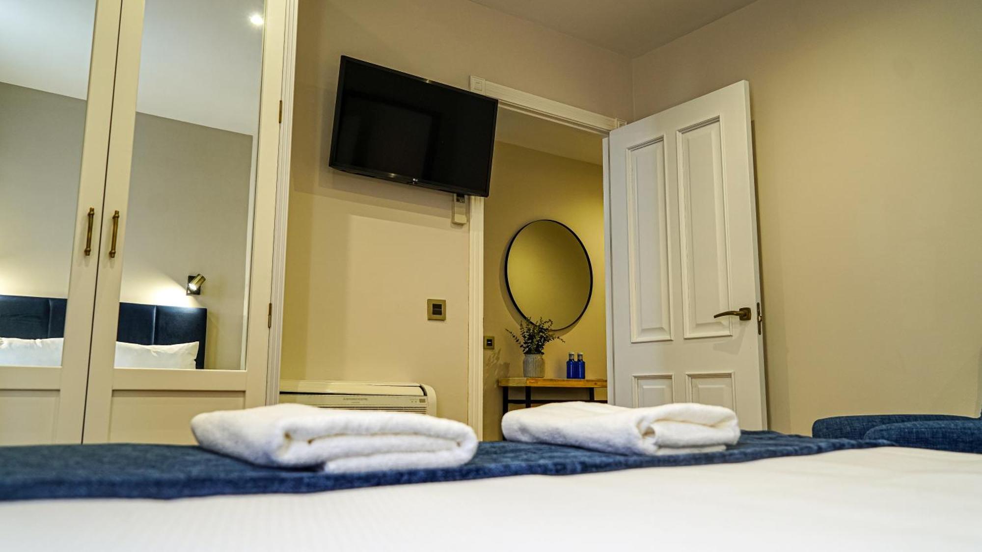 Apartamentos Puente Romano Suites Mérida Esterno foto