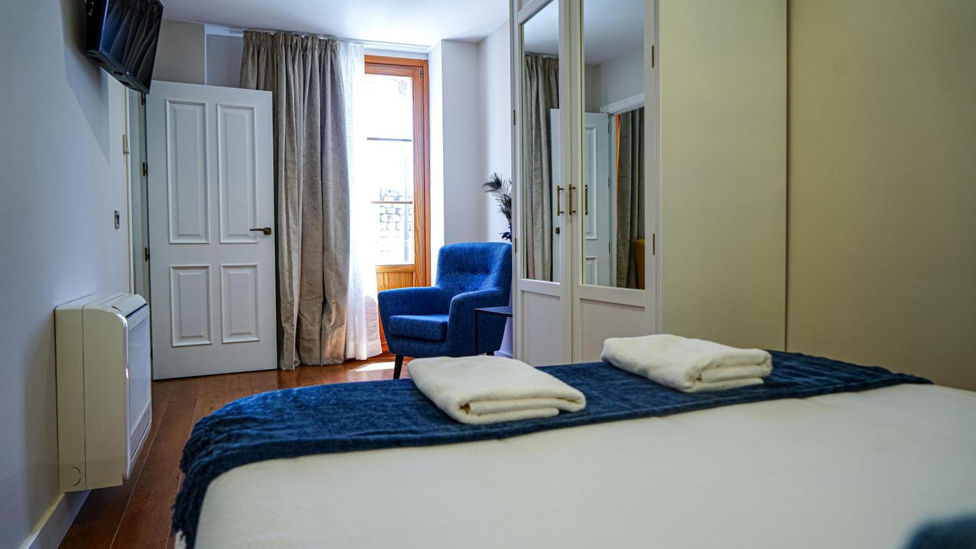 Apartamentos Puente Romano Suites Mérida Esterno foto
